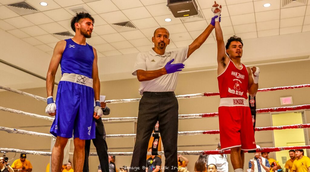 Alex Espinoza wins versus Jesus Torres